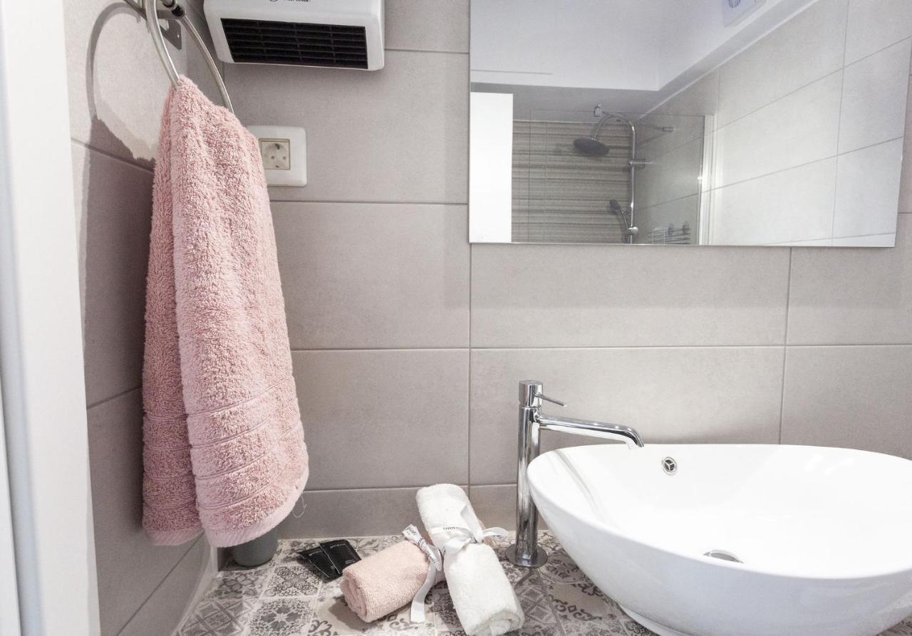 Fedias Luxury Flat Psyrri Square Apartment Атина Екстериор снимка